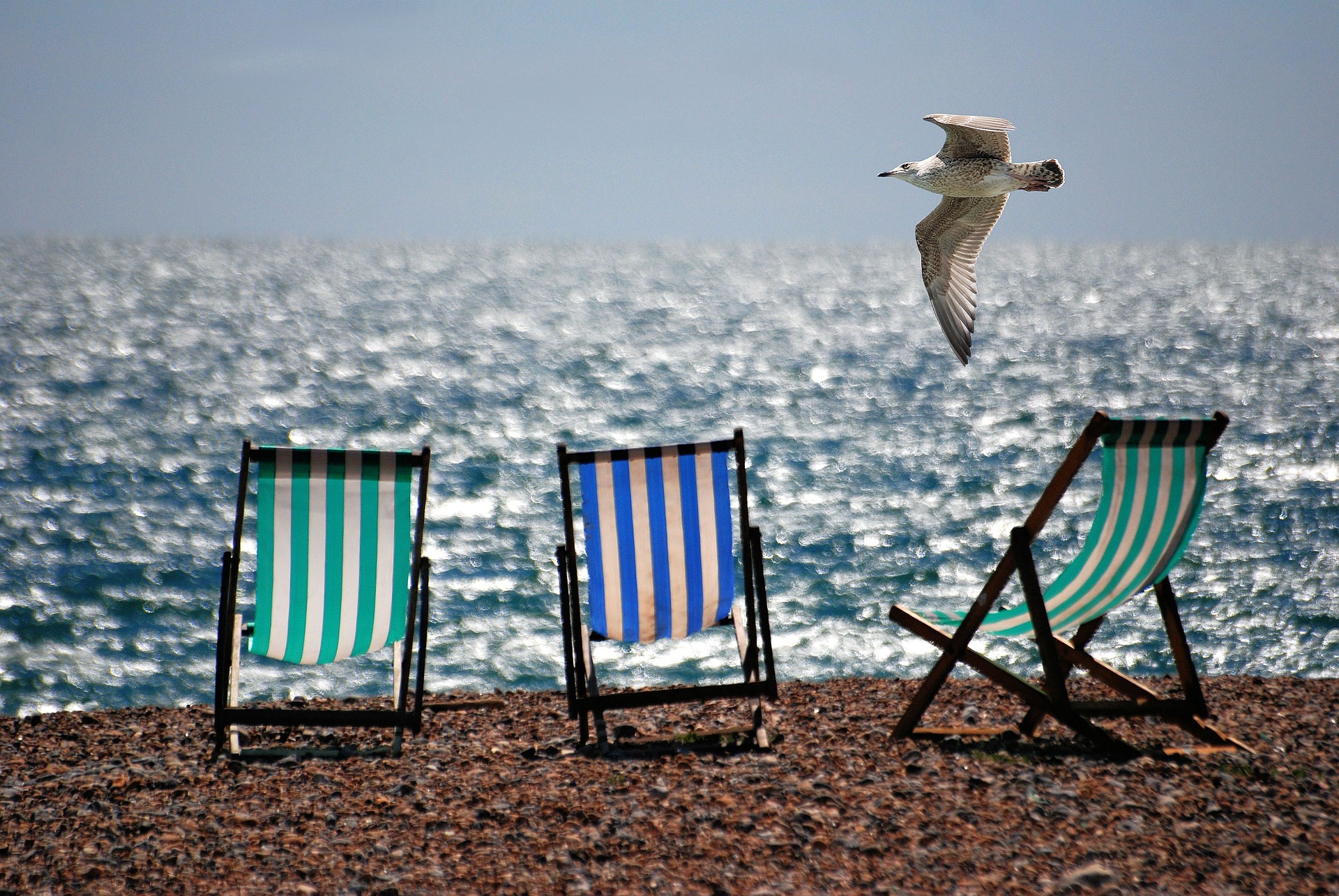 deckchairs-gfdc7cdea8_1920